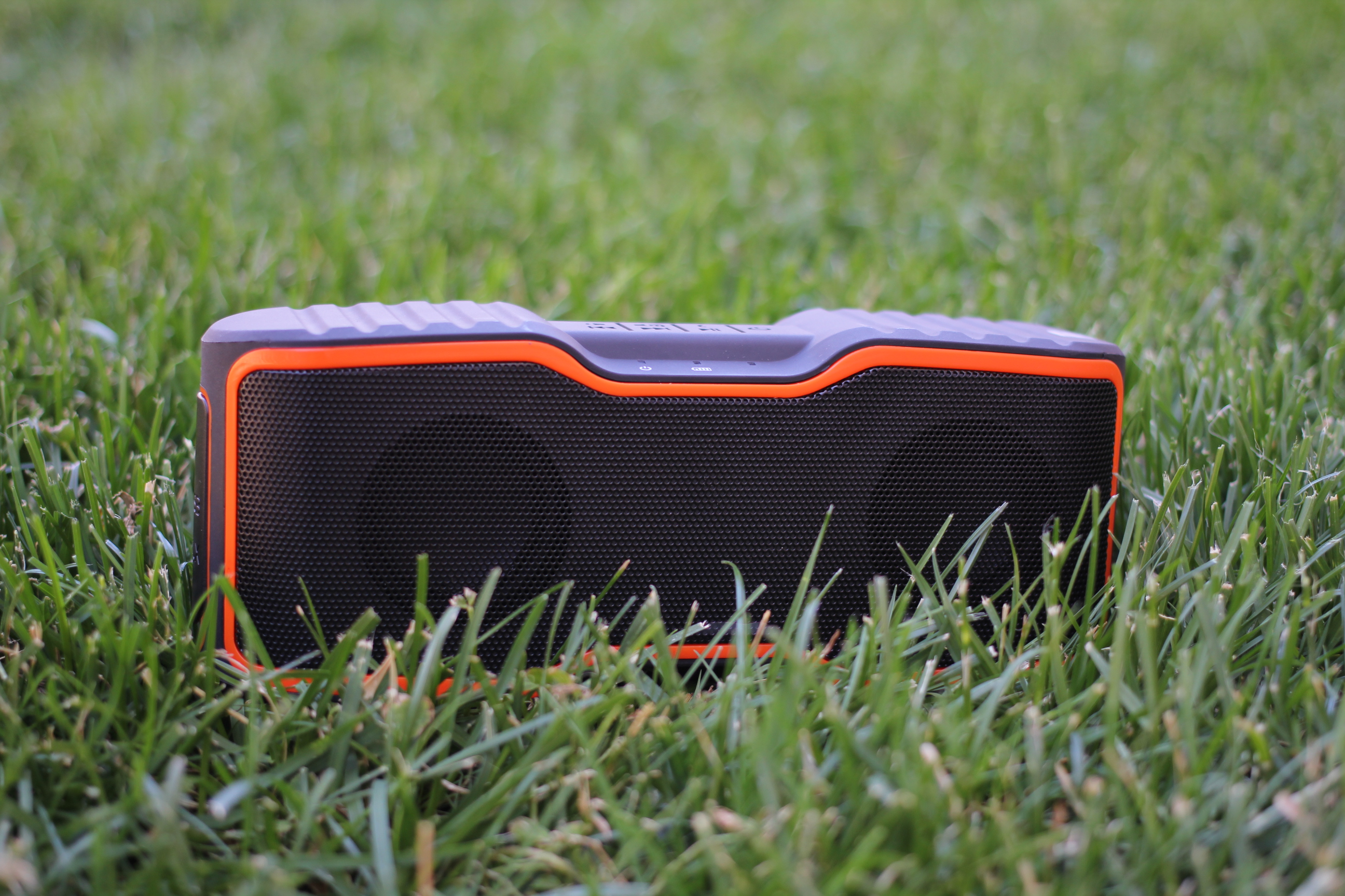 AOMIAS IPX7 Waterproof Bluetooth Speaker