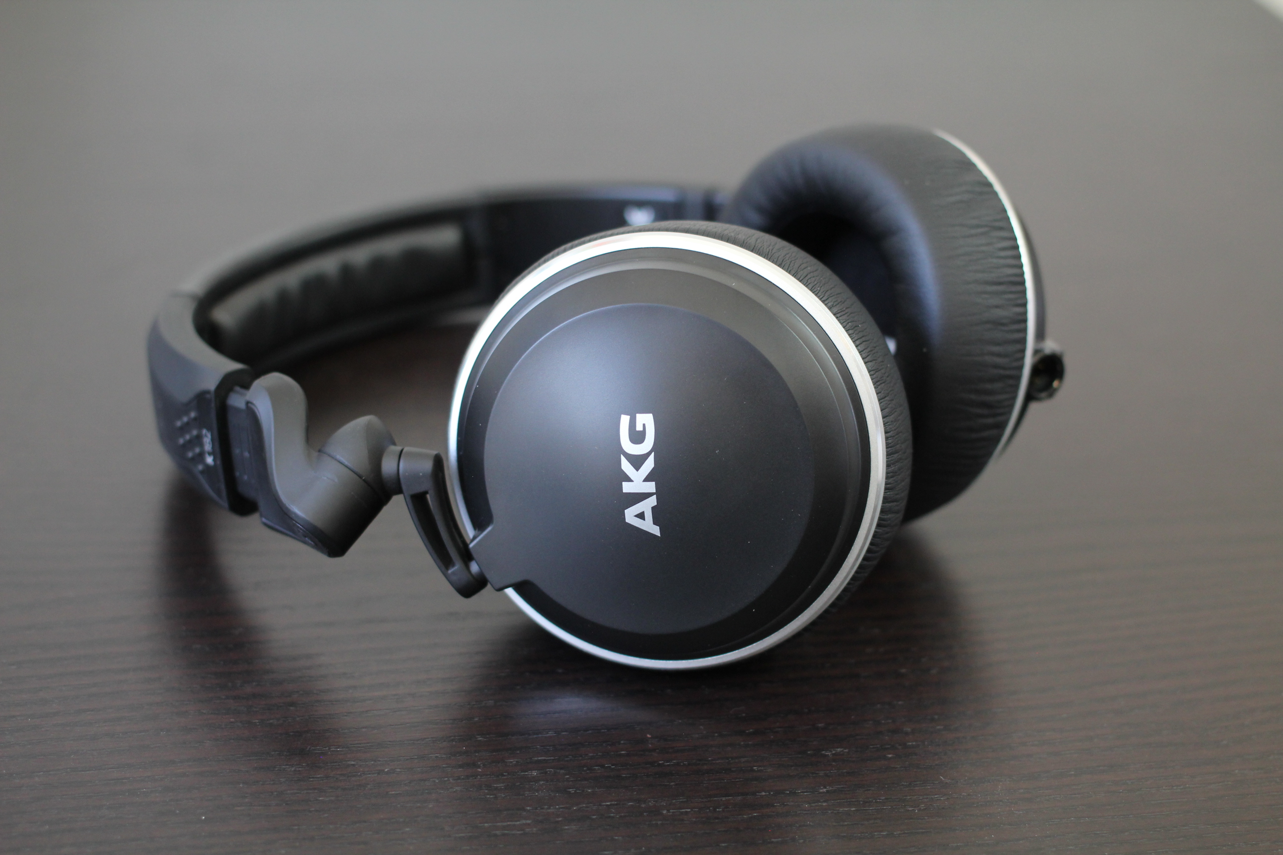 AKG K182 Review